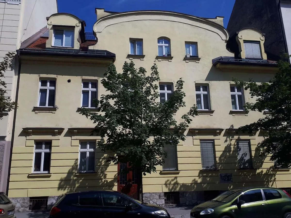 Gæstehus Tabor - Apartments Rozmanova Street Ljubljana